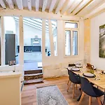 6 Guests Flat In Heart Of Paris - Pompidou