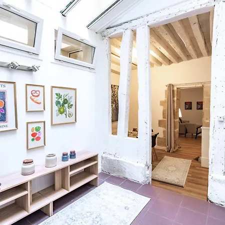 Apartment 6 Guests Flat In Heart Of - Pompidou *