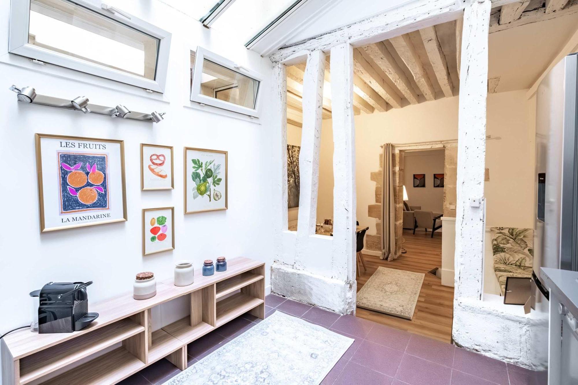 Apartment 6 Guests Flat In Heart Of - Pompidou *